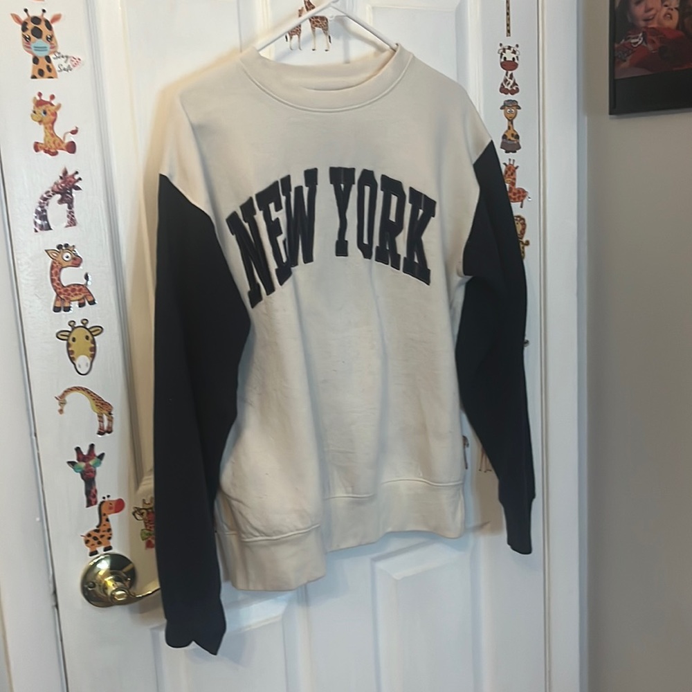 new york crew neck size medium